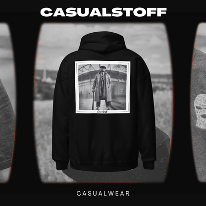 Hoodie mit in Weiß gesticktem Casualstoff Logo "Casual Vision"