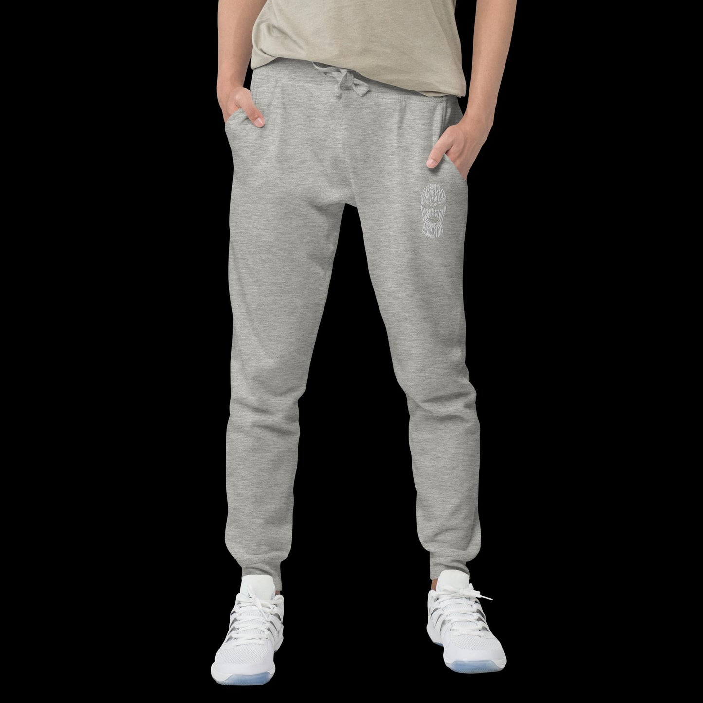 Fleece Jogginghose mit in Weiß gesticktem 'Casualstoff'-Logo.